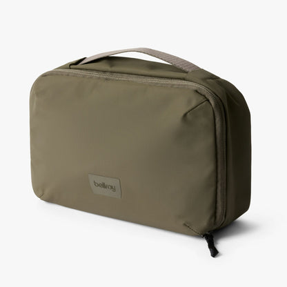Hanging Toiletry Kit - US 5659