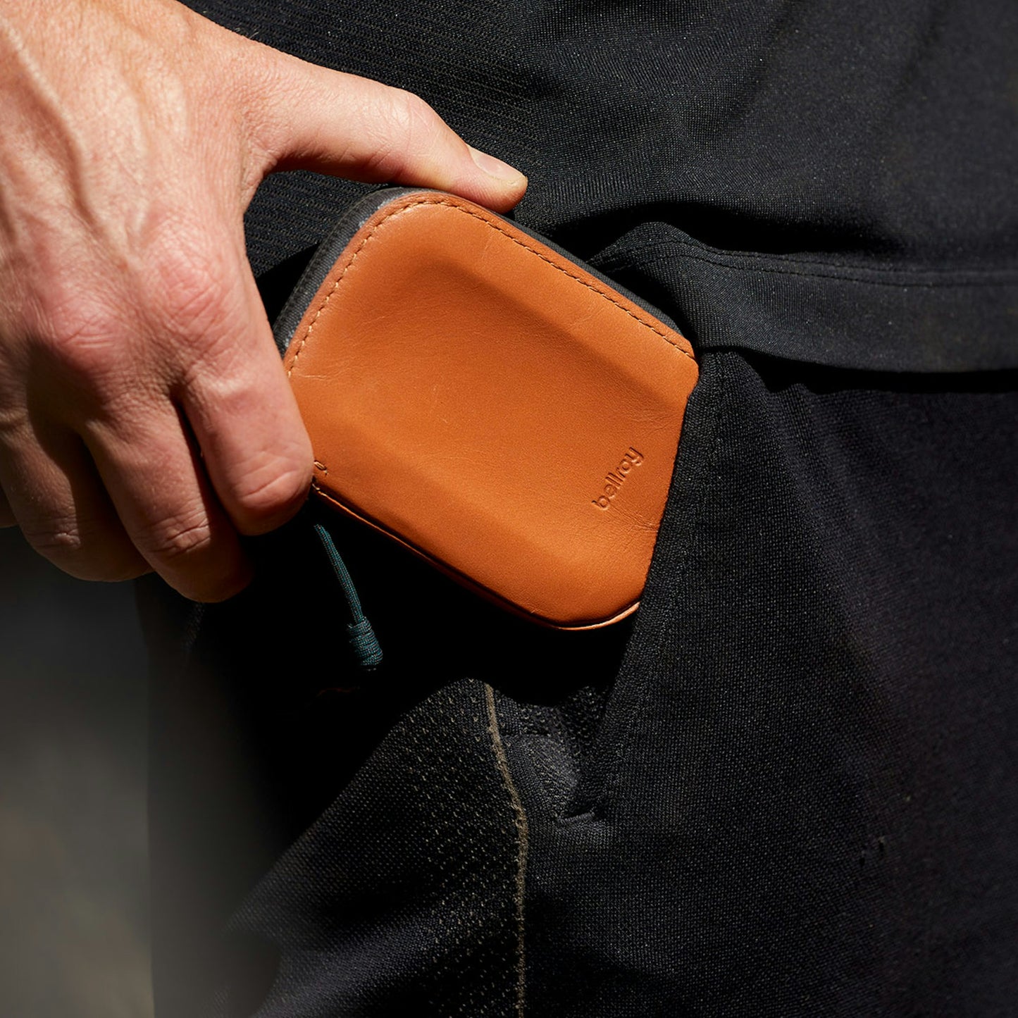 Venture Card Pocket - US 2342