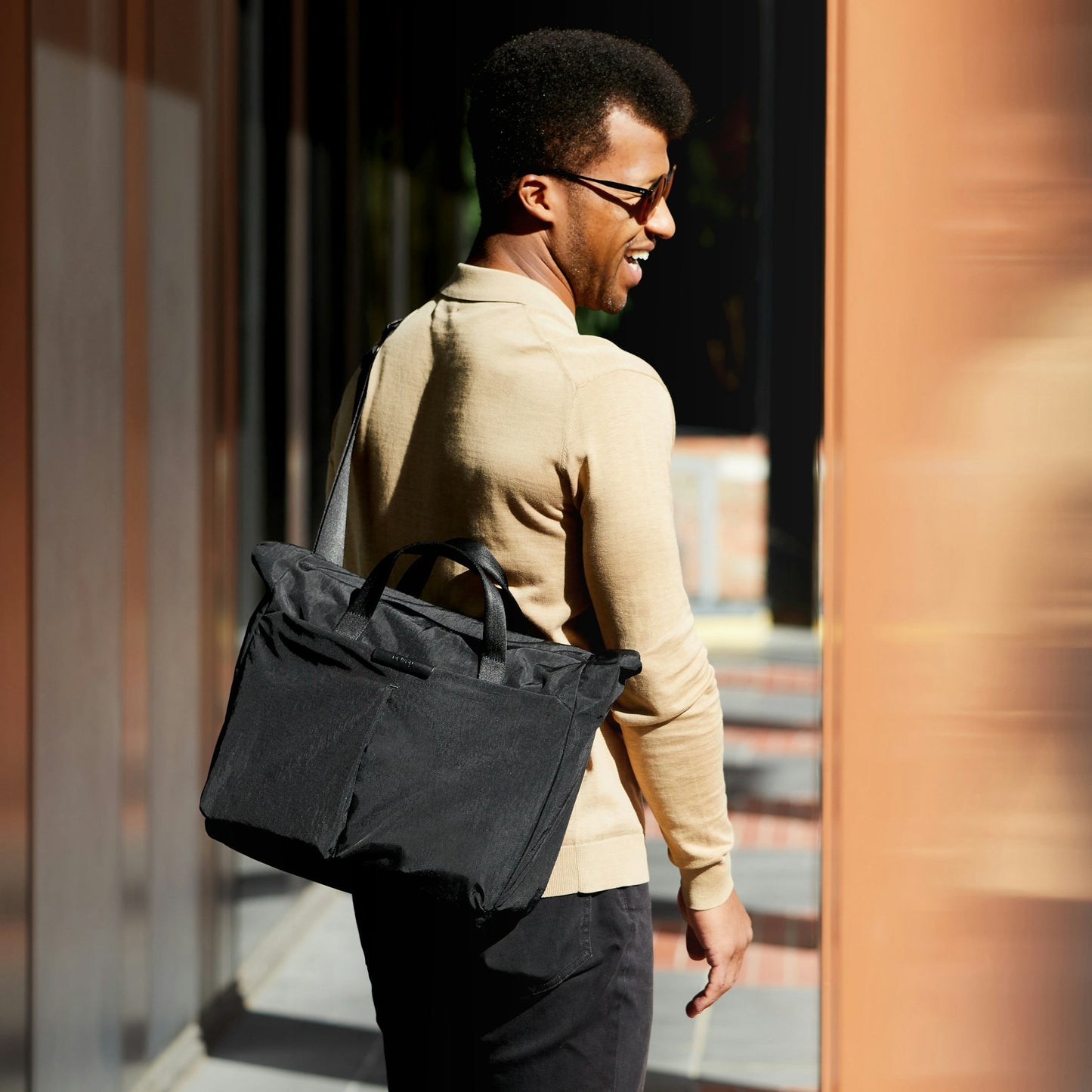 Tokyo Messenger Bag 14" - US 4100