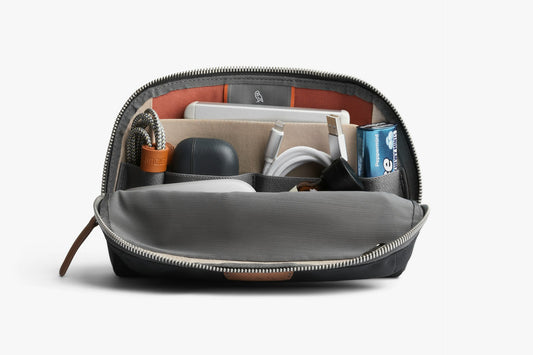 Desk Caddy - US 6084