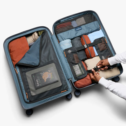 Transit Check-In Large - US 0849