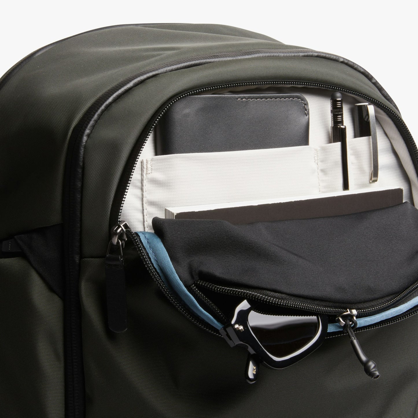Transit Workpack Pro 22L - US 7126