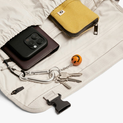 Cinch Messenger - US 4181