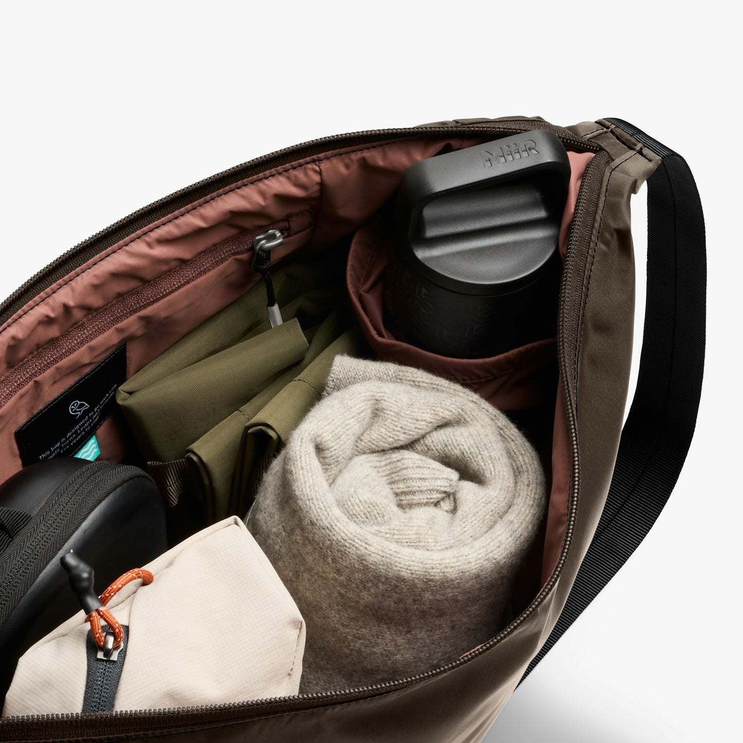 Laneway Crescent Bag 12L - US 4665