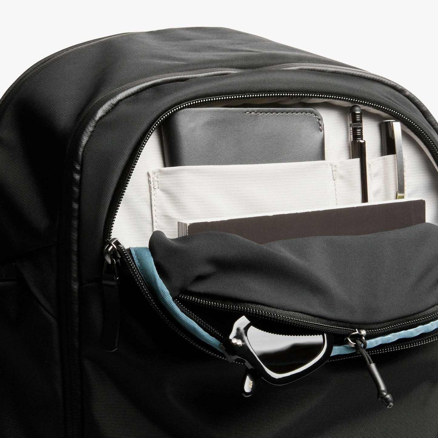 Transit Workpack Pro 22L - US 9779