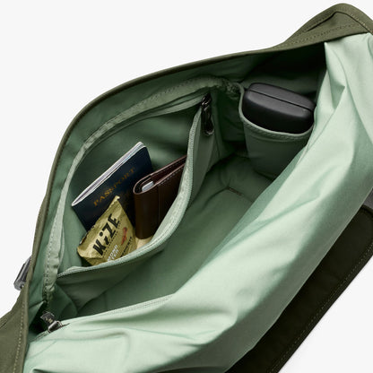 Classic Messenger 13L - US 3796