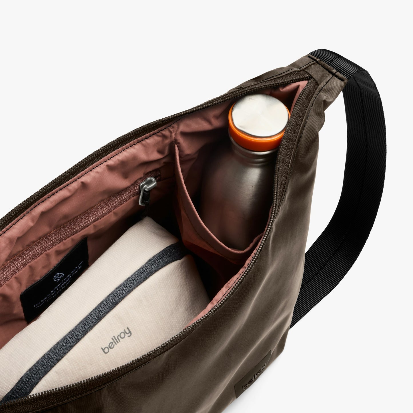 Laneway Crescent Bag 7L - US 0242