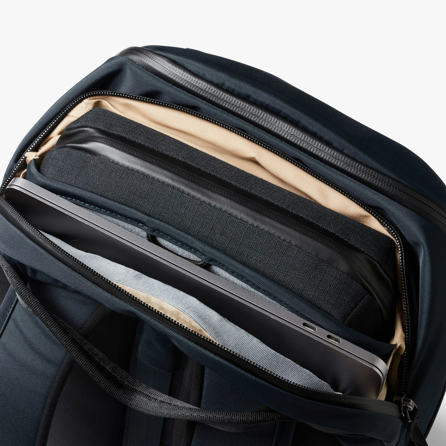 Transit Workpack 20L - US 5556