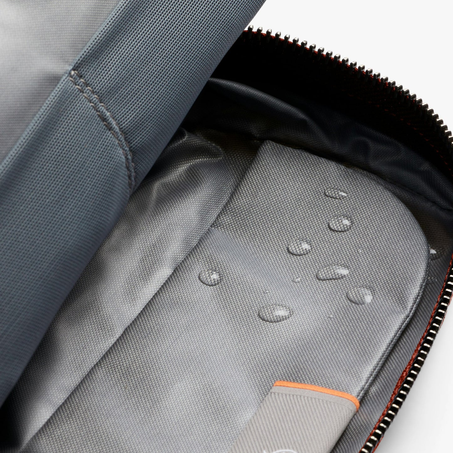 Toiletry Kit - US 3841