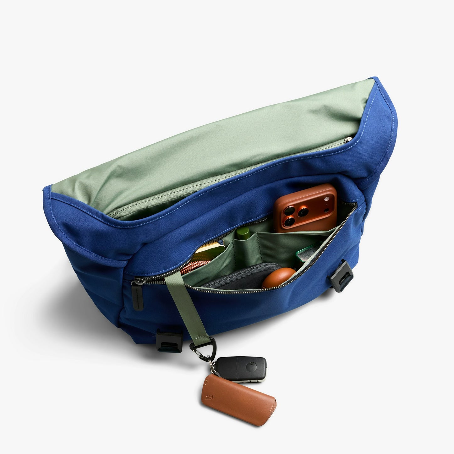 Classic Messenger 13L - US 8723