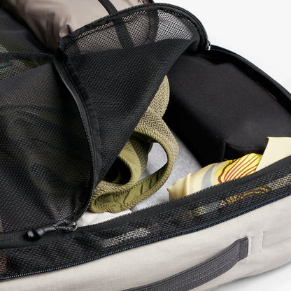 Lite Travel Pack 30L - US 9281