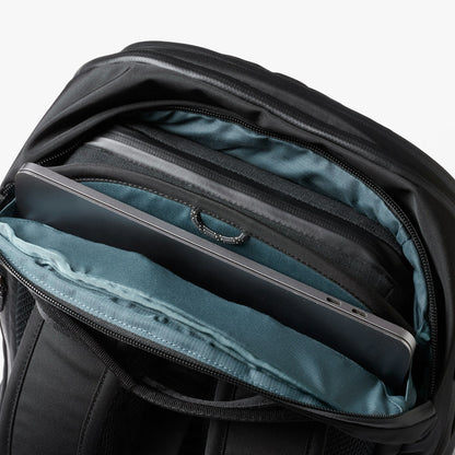 Transit Workpack Pro 22L - US 9779