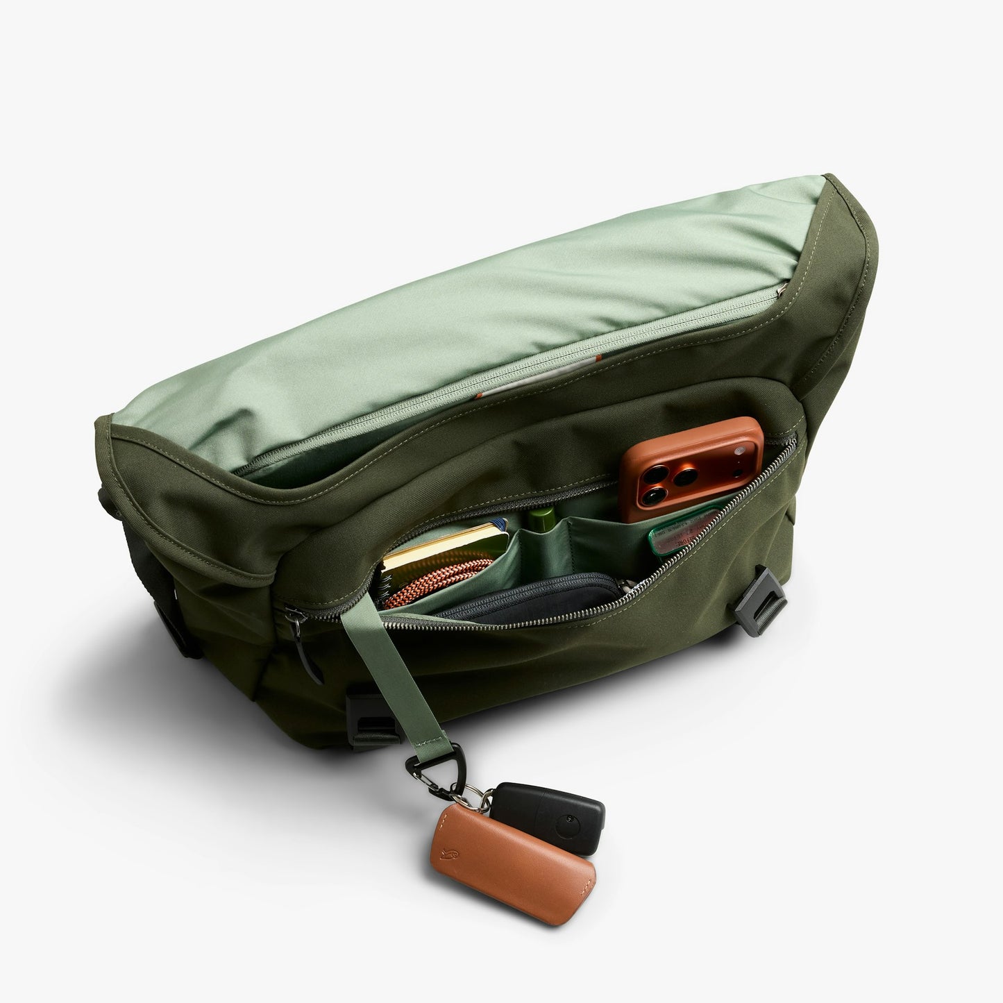 Classic Messenger 13L - US 3796