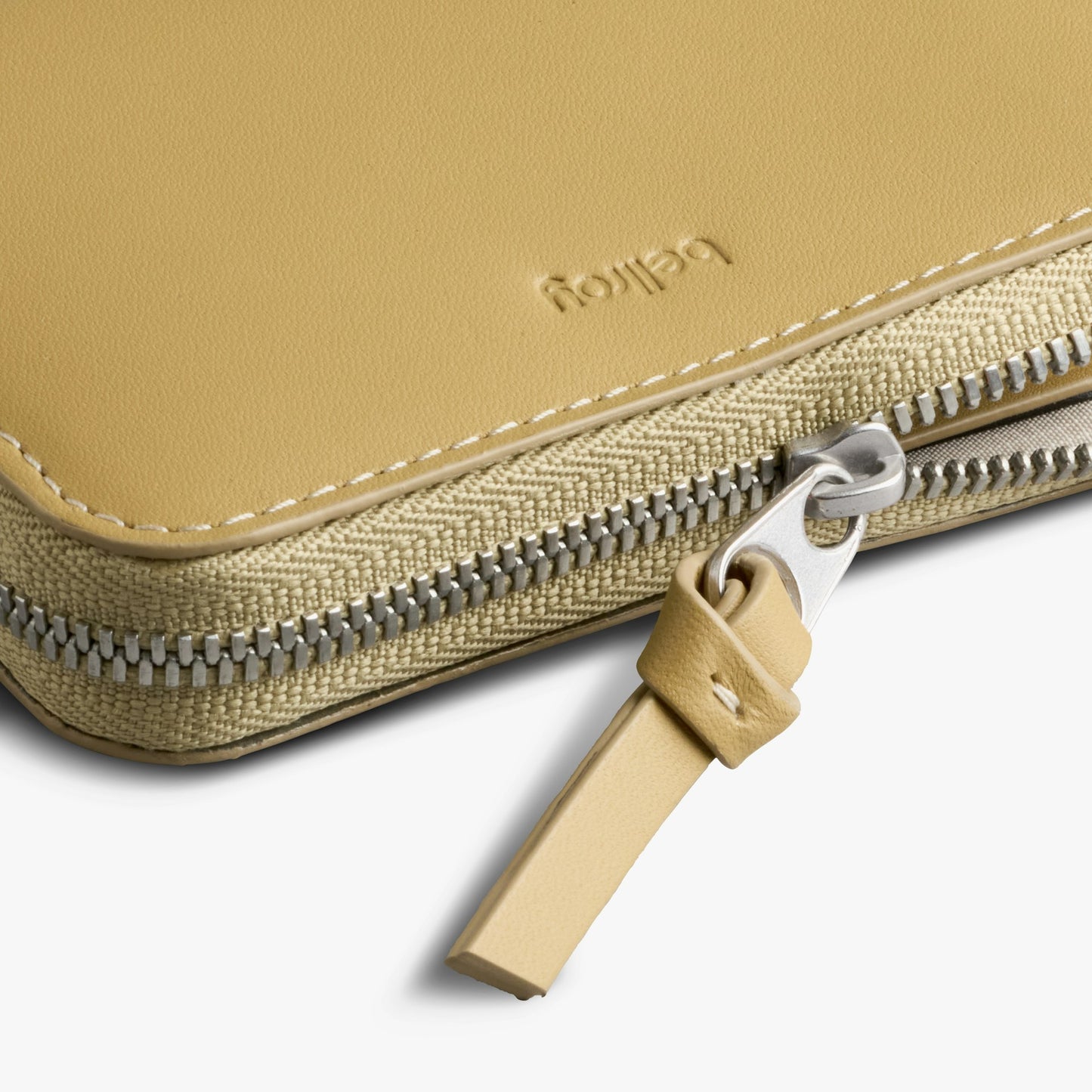 L-Pocket - US 7913