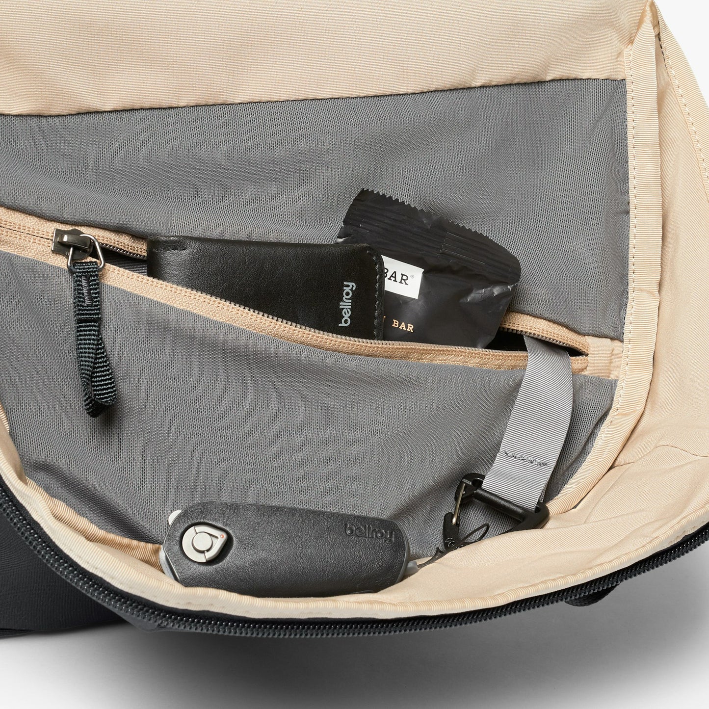 Via Backpack - US 7829