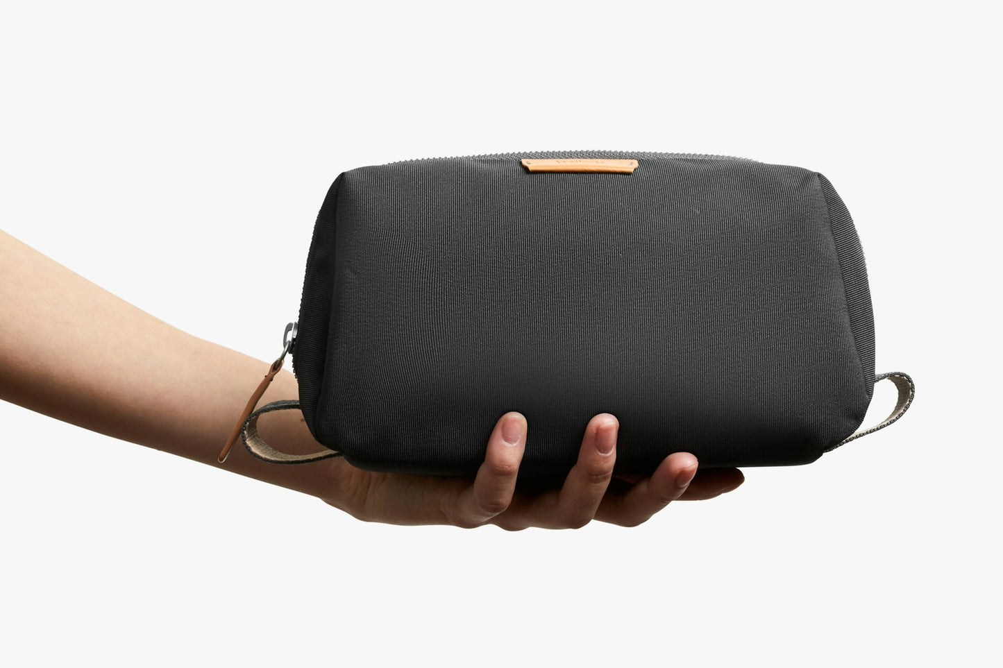 Toiletry Kit - US 8635