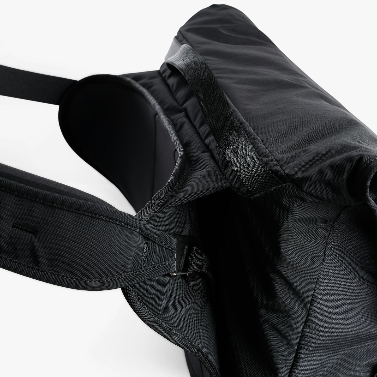 Venture Messenger 16” - US 9372