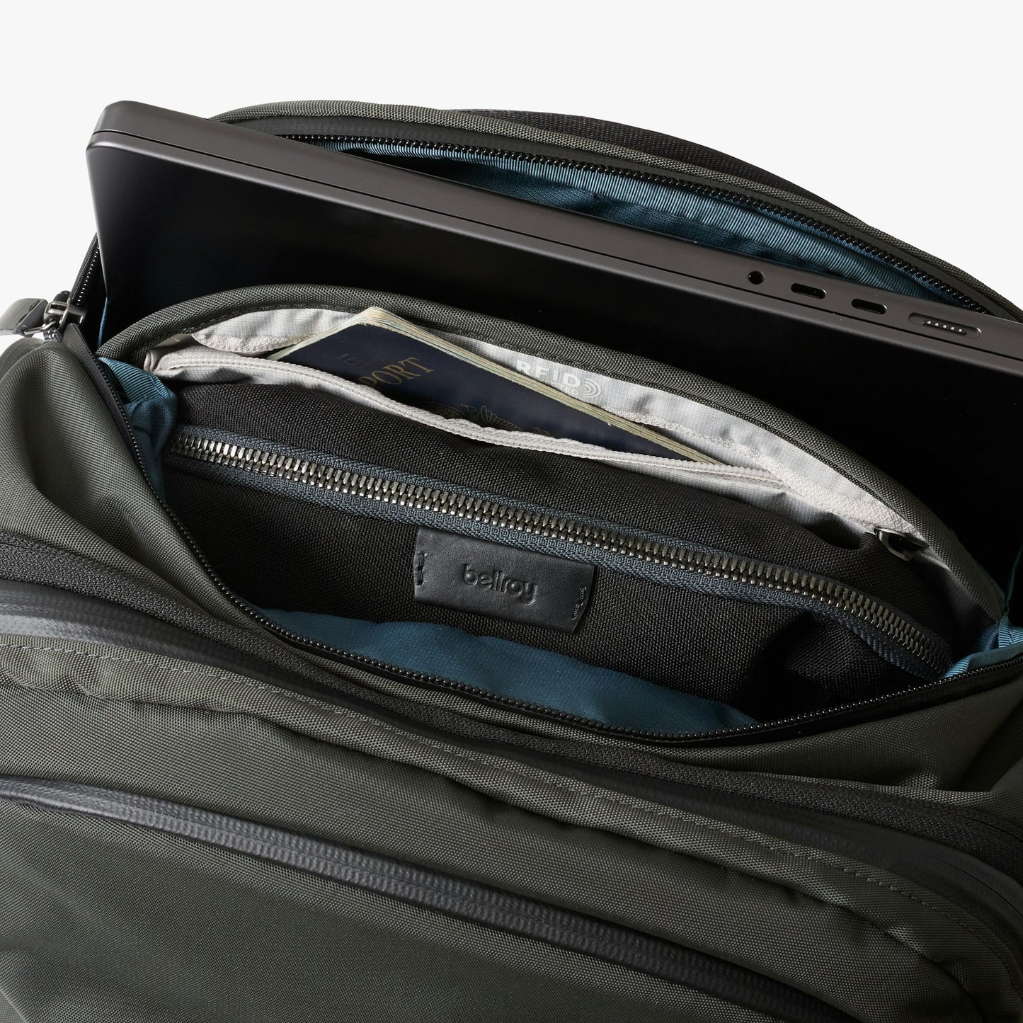 Transit Travel Pack Pro - US 4240