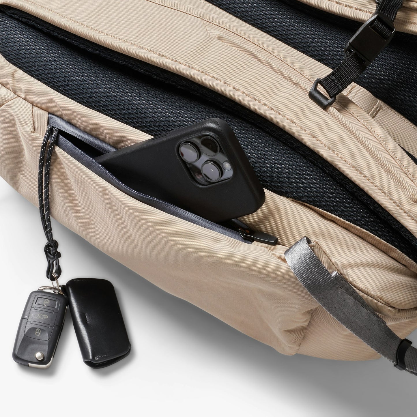 Transit Workpack Pro 22L - US 3241