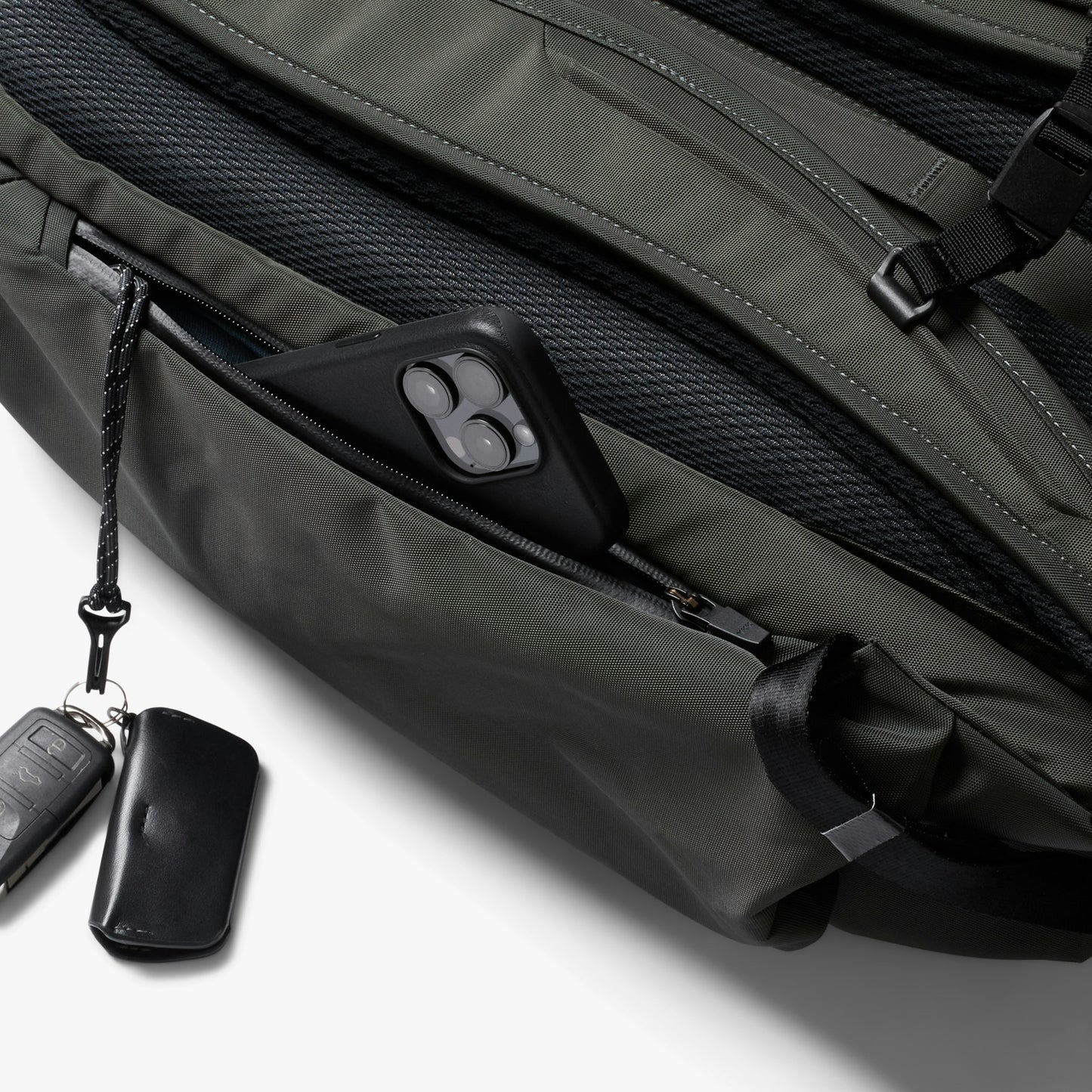 Transit Workpack Pro 28L - US 2315