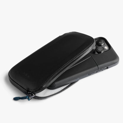 Venture Phone Pocket - US 4991