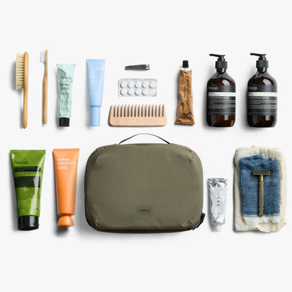 Hanging Toiletry Kit Plus - US 5332