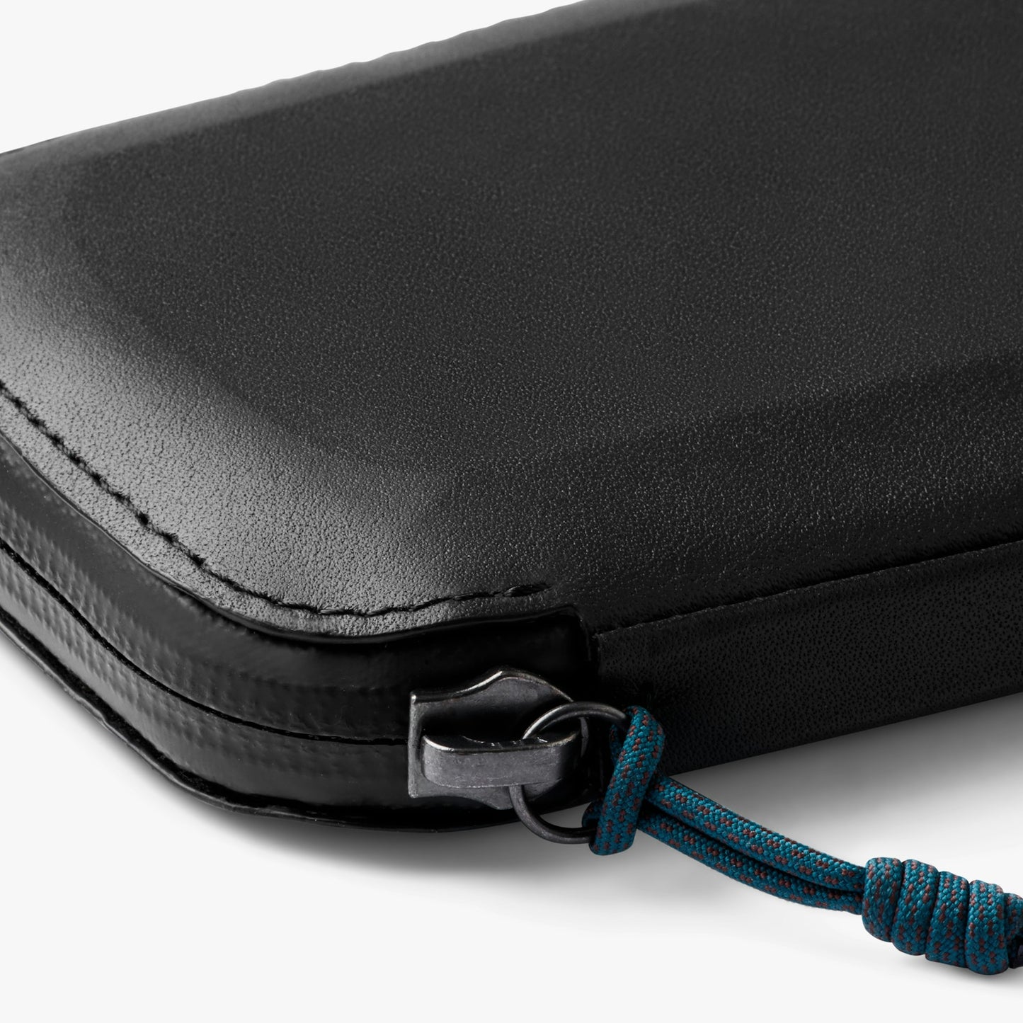 Venture Phone Pocket - US 4991