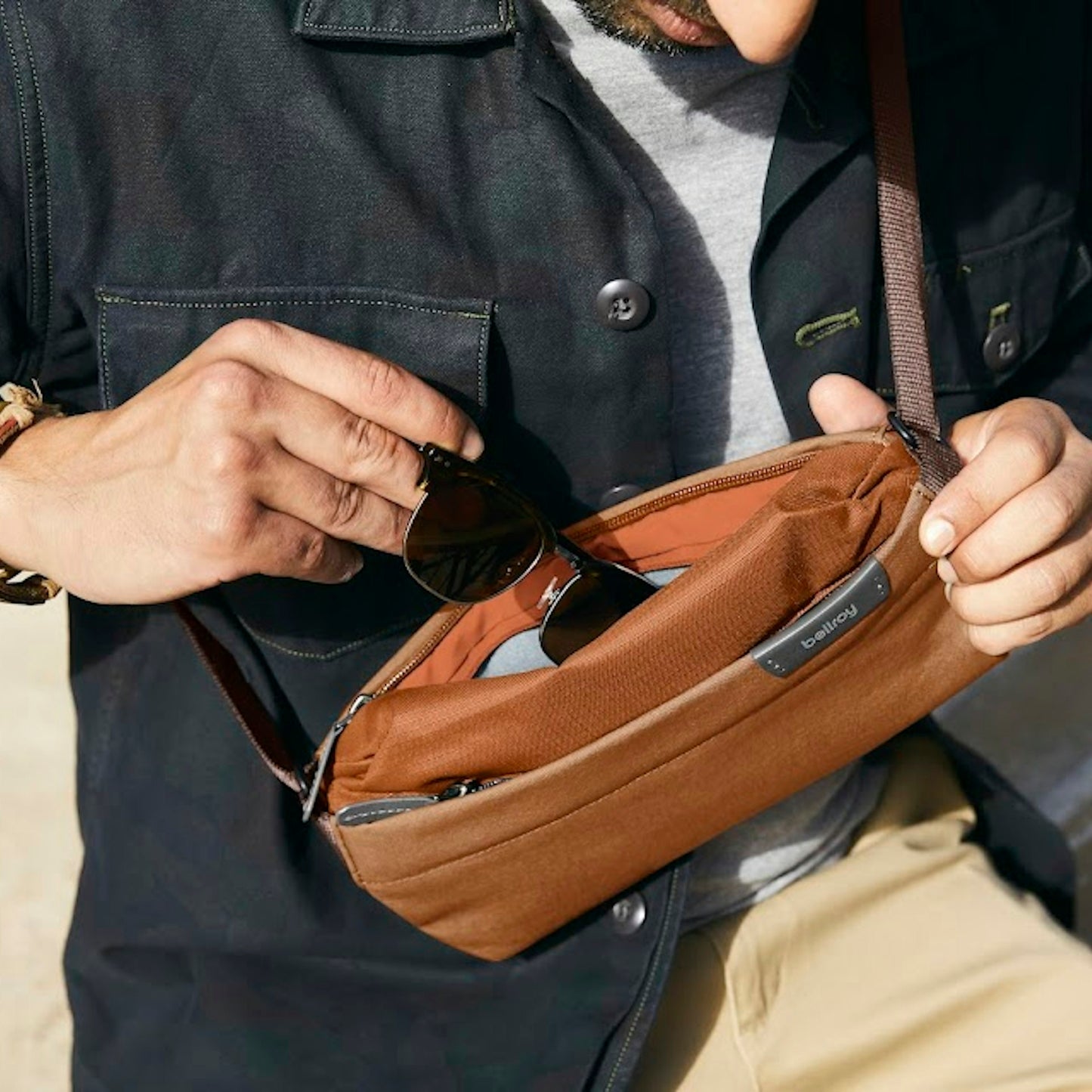 Sling Mini - US 7641